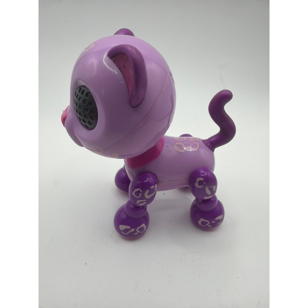 Spin Master Zoomer Zuppies Interactive Puppy Dog 3 Inch responds to touch Purple